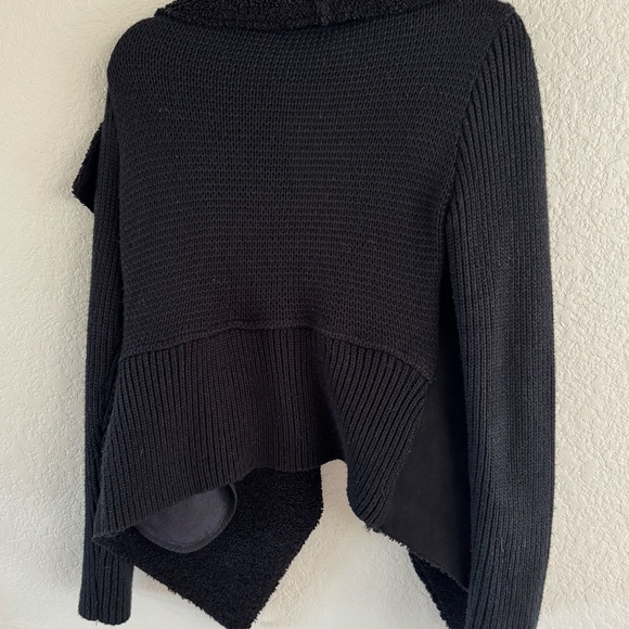 Blank NYC Sweater-Jacket Hybrid – Black Shearling Moto Style (Size M) - Picture 4 of 5